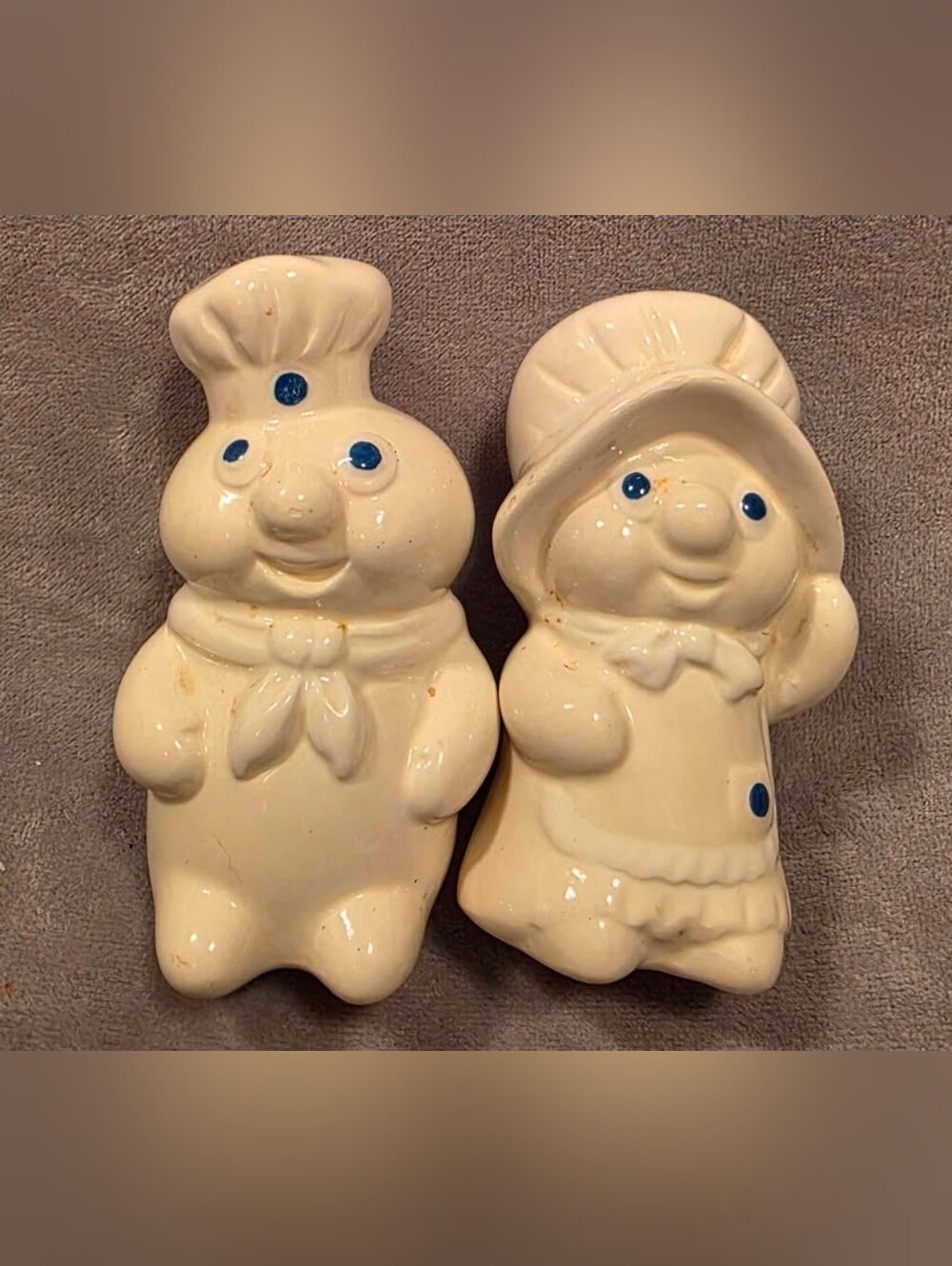 Vtg Pillsbury Doughboy (Poppin' Fresh) Ceramic Salt & Pepper Shakers